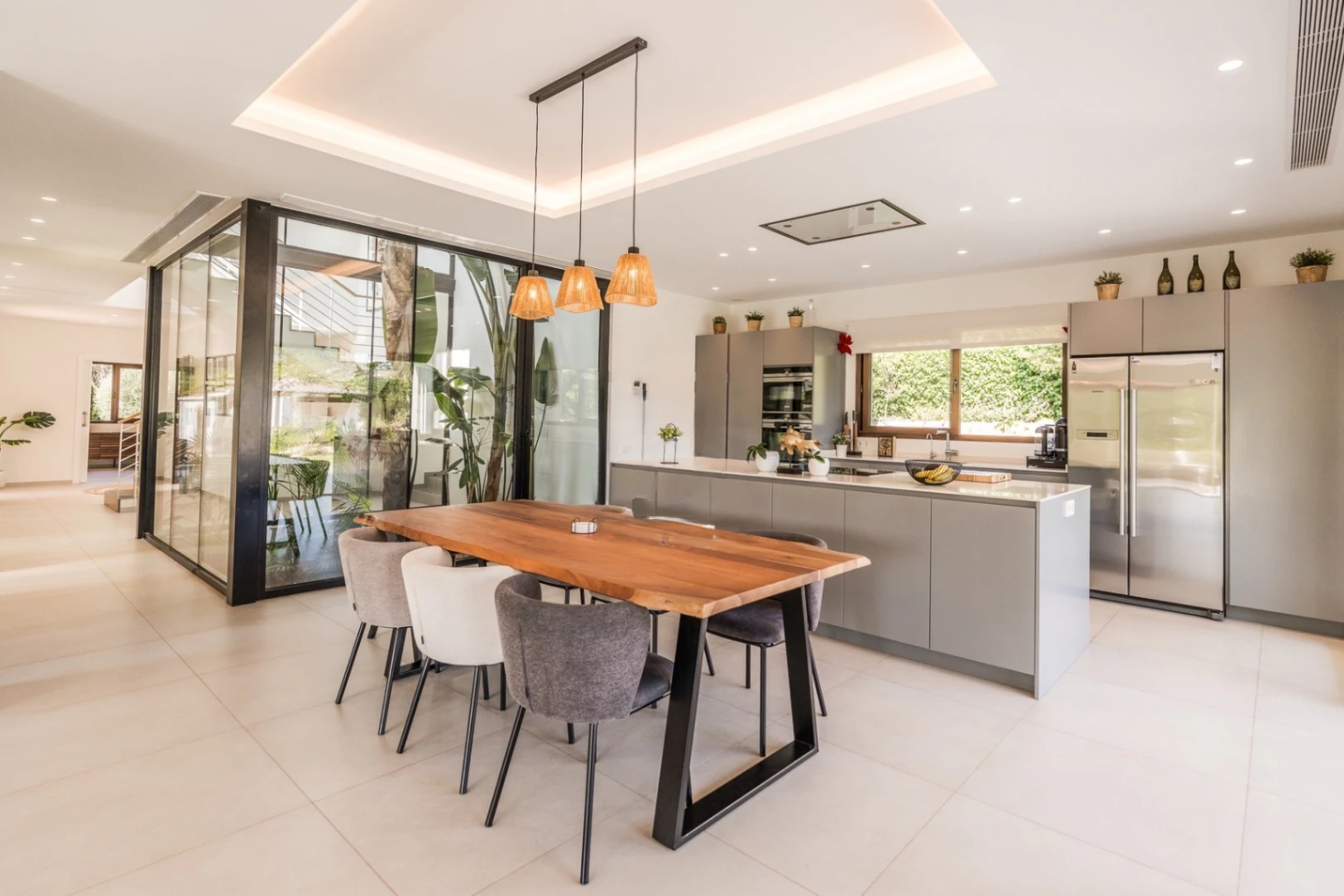 Villa mediterránea de lujo en Jávea – diseño exclusivo, privacidad total y parcela de 2.500 m²