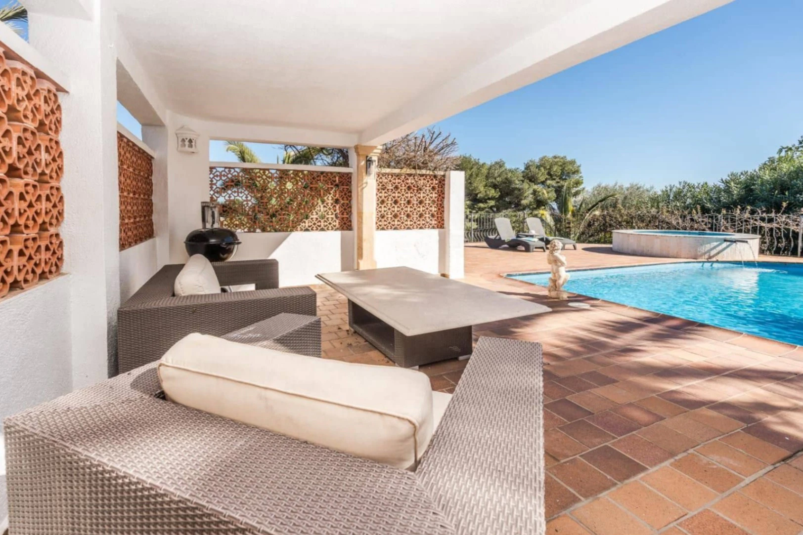 Renovierte mediterrane Villa mit Meerblick in Balcón al Mar, Jávea