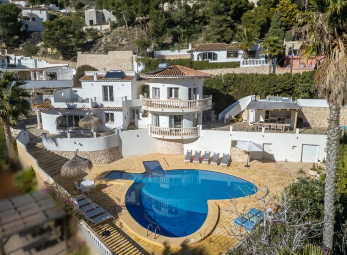 Mediterrane Villa mit Meerblick und Privatsphäre in Moraira