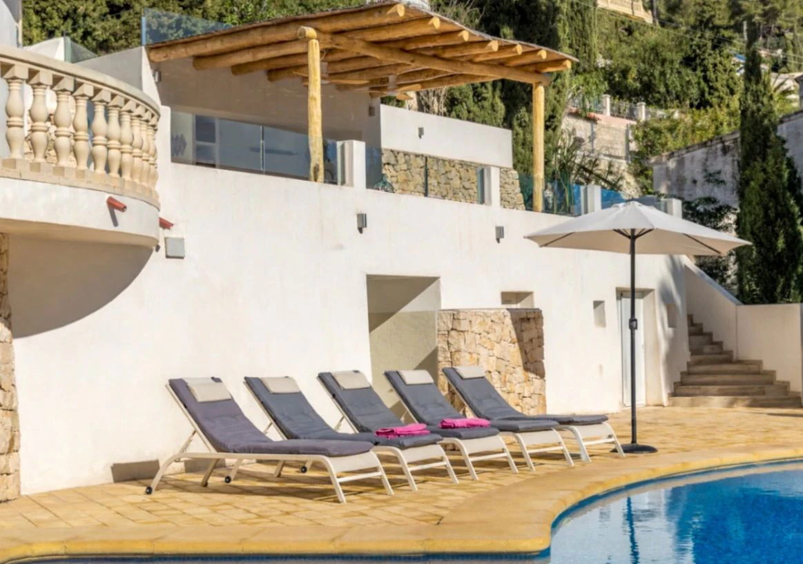 Mediterrane Villa mit Meerblick und Privatsphäre in Moraira