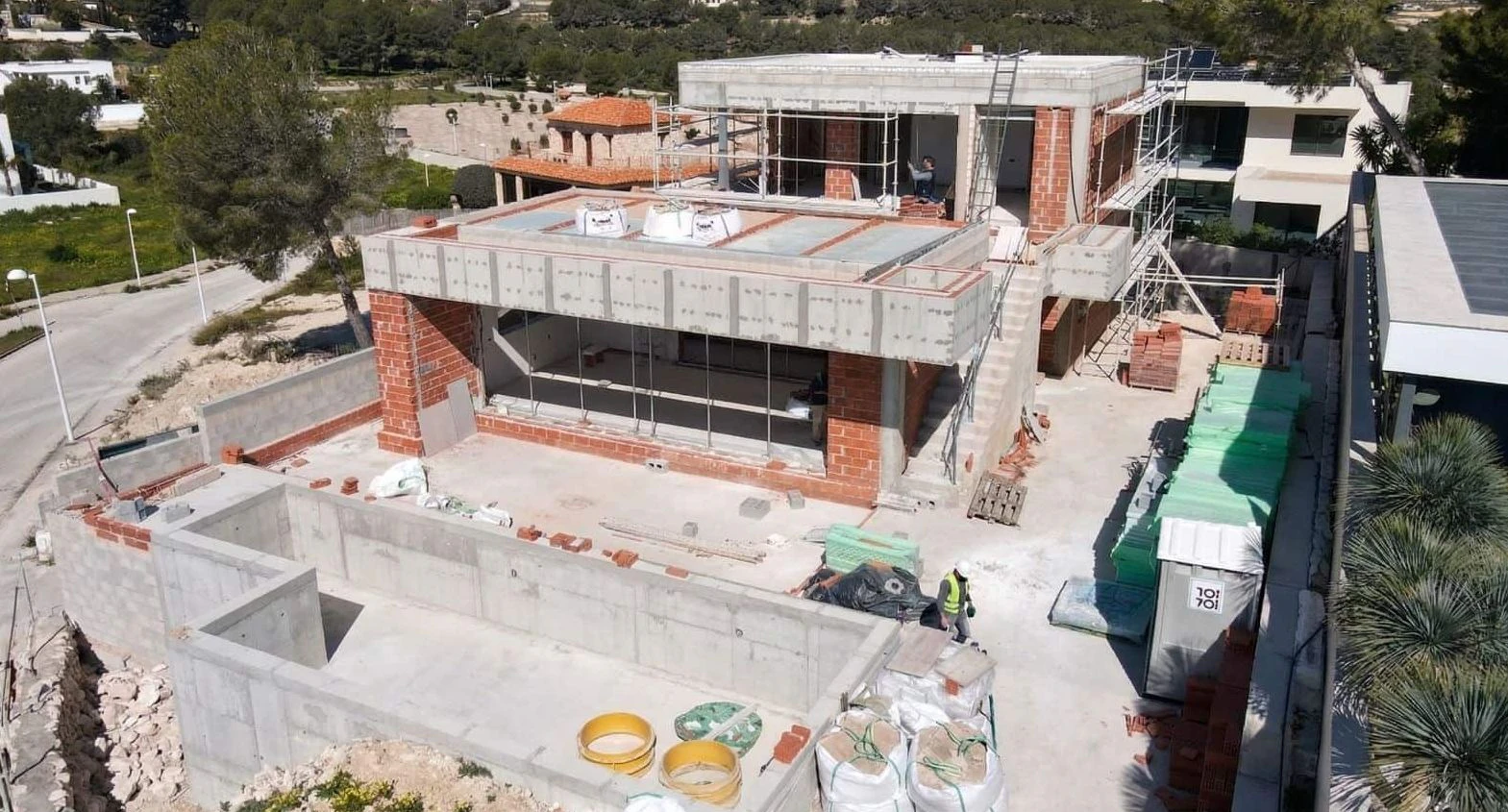 Villa de nueva construcción con vistas al mar y piscina infinita en Moraira