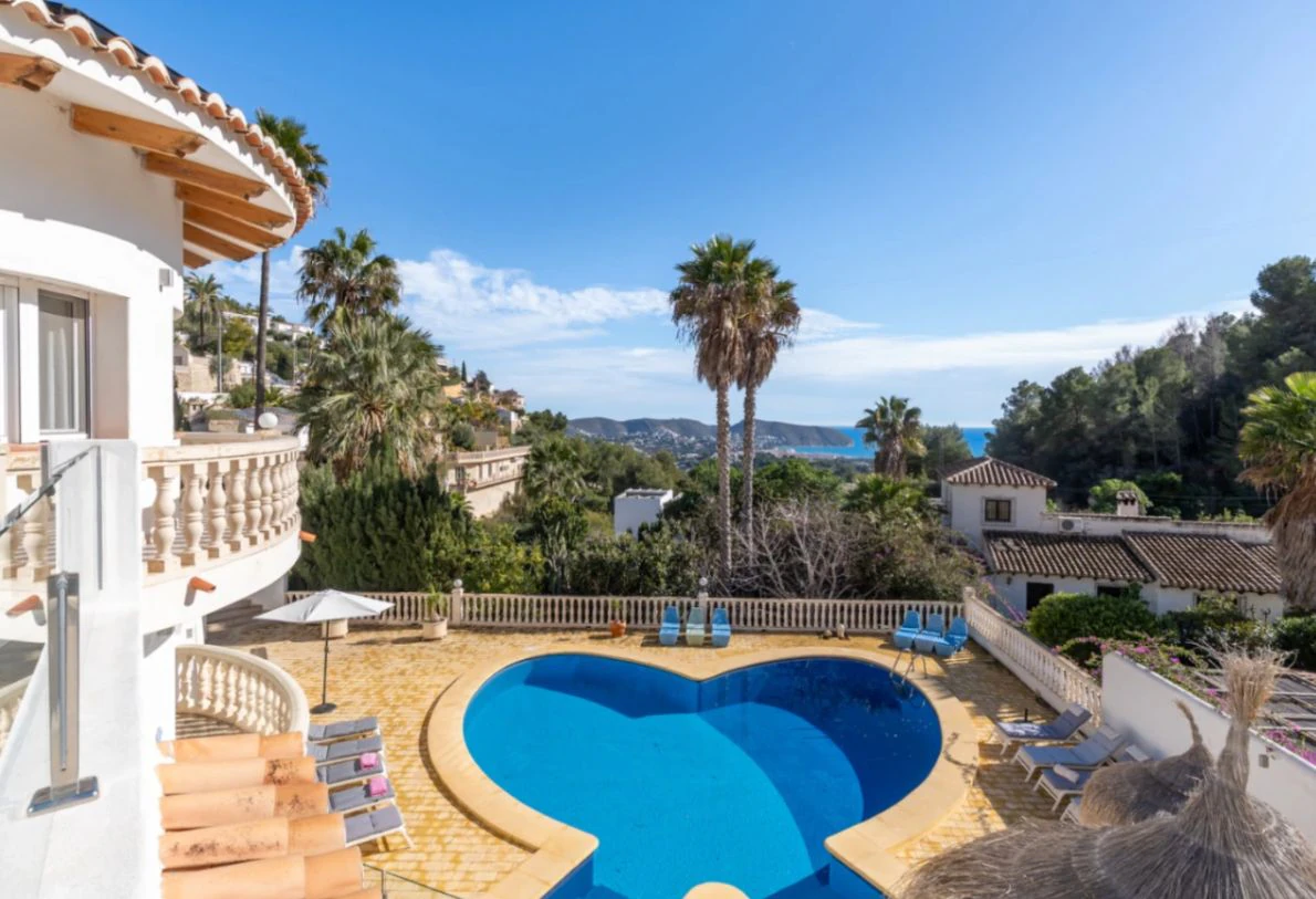 Mediterrane Villa mit Meerblick und Privatsphäre in Moraira