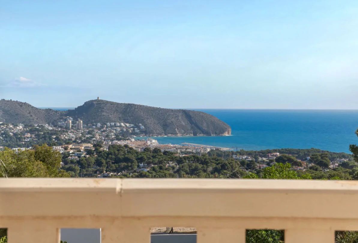 Mediterrane Villa mit Meerblick und Privatsphäre in Moraira