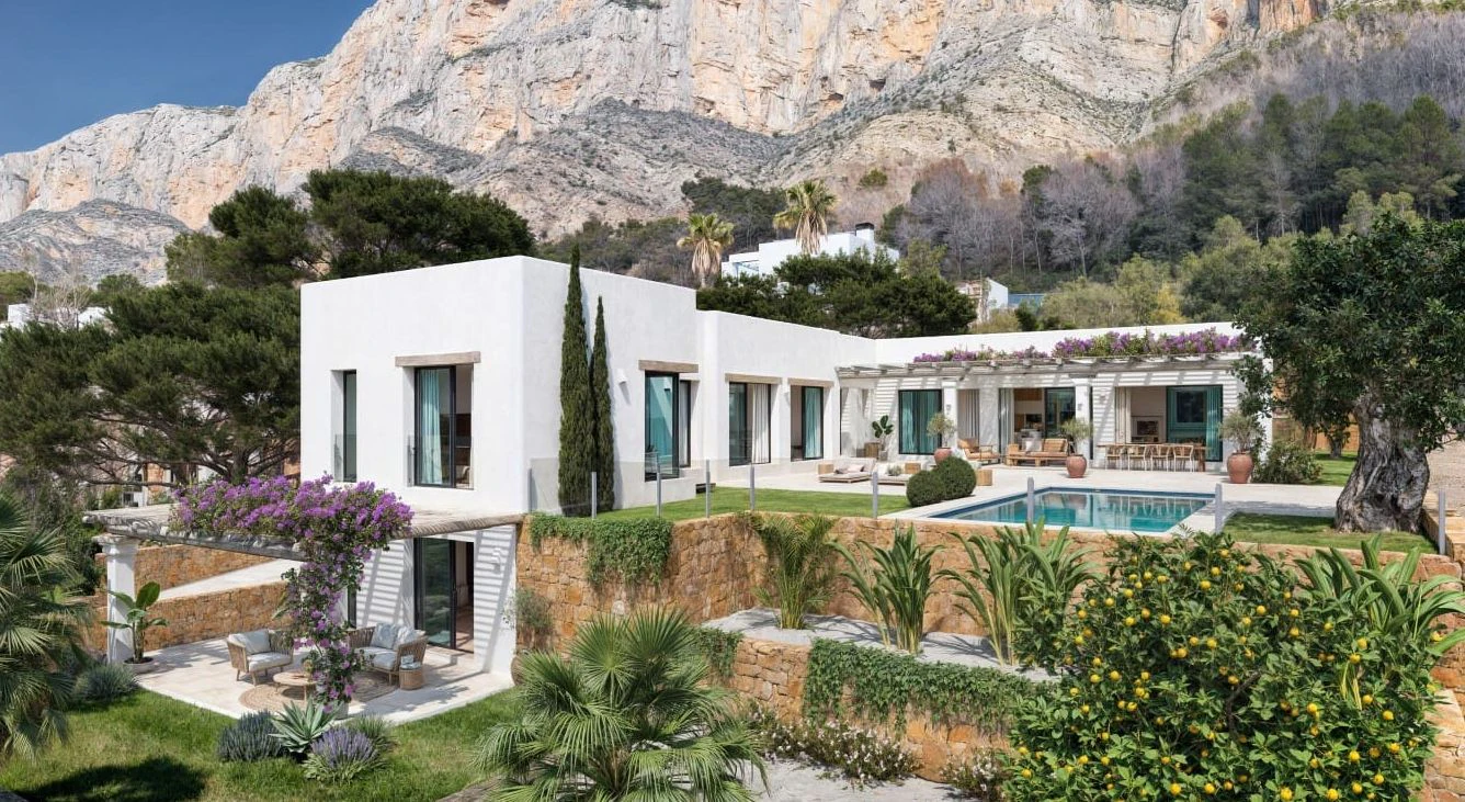 Villa de lujo de nueva construcción en Jávea, con vistas panorámicas y apartamento independiente...