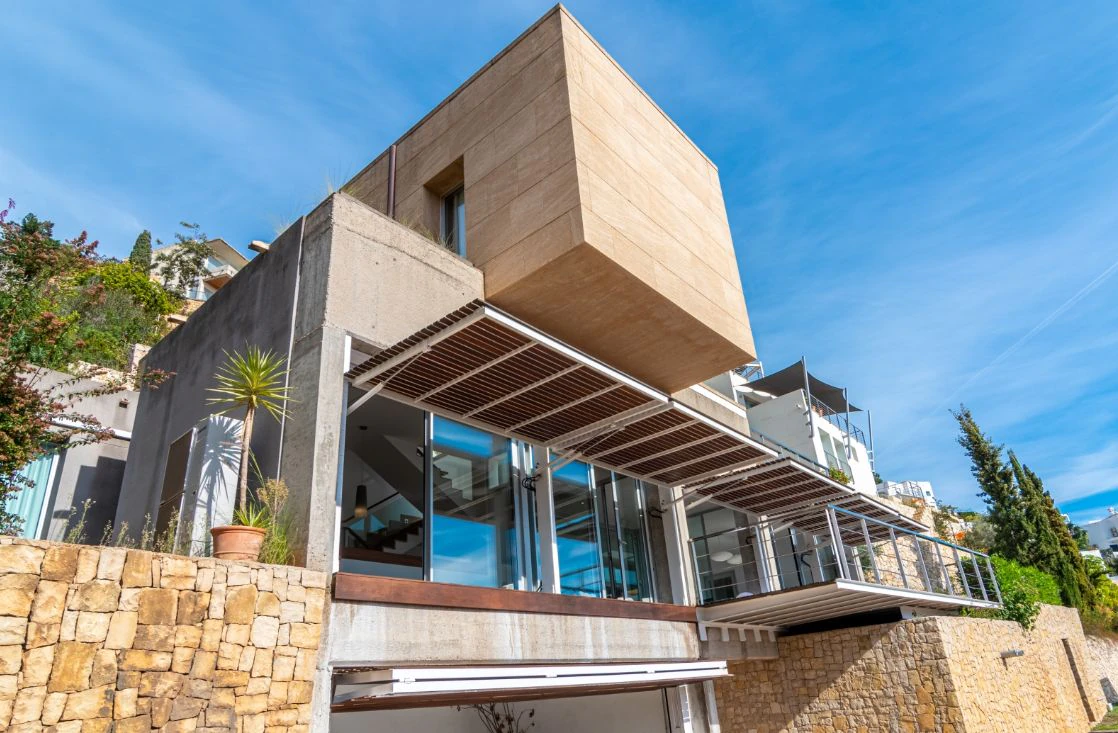 Villa de diseño en La Corona, Jávea, con vistas al mar...