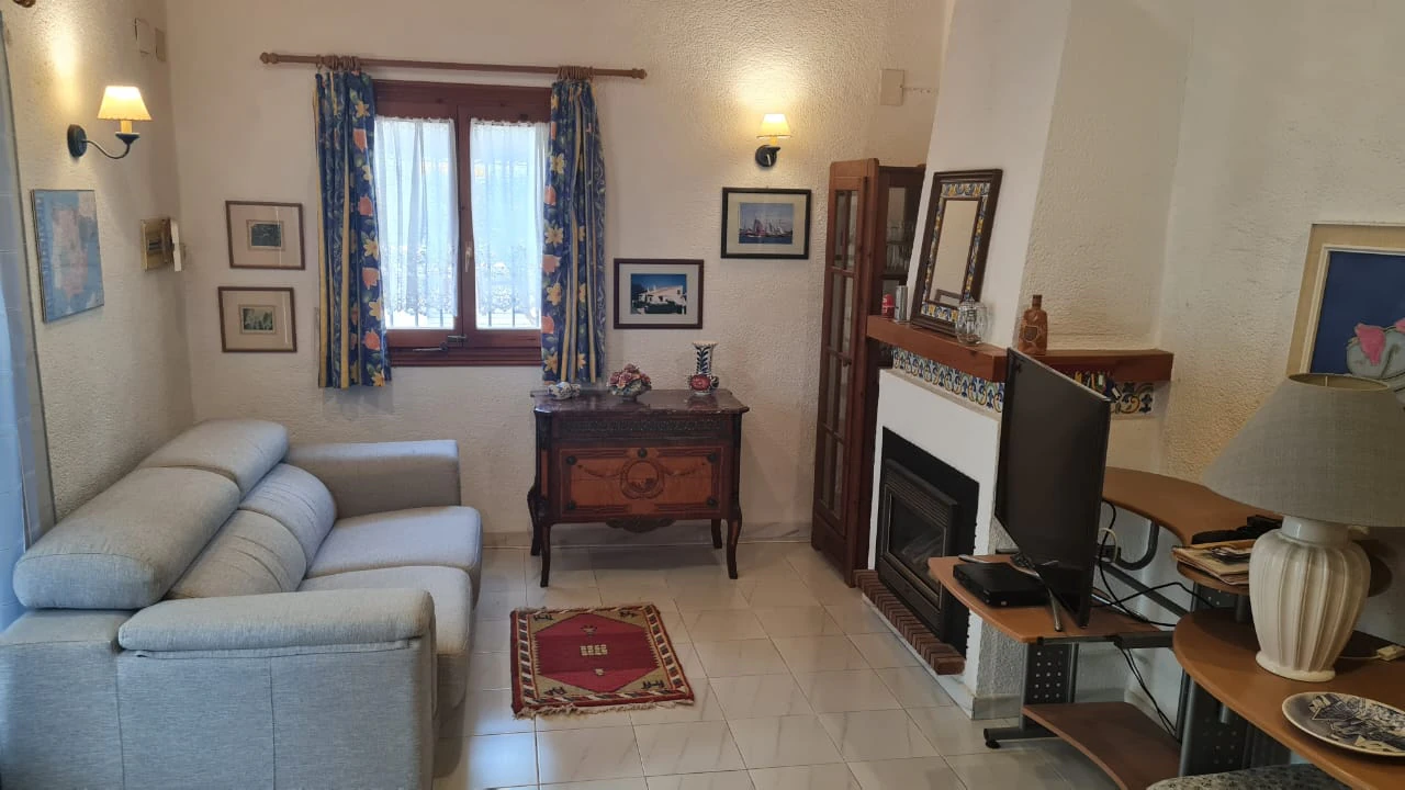 Villa con 3 dormitorios en Denia