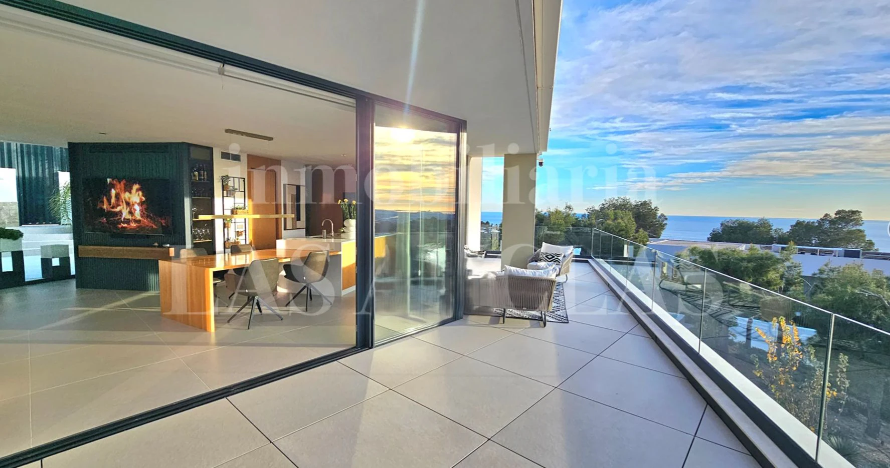 Lujosa villa contemporánea en Altea Hills con vistas al mar y piscina climatizada