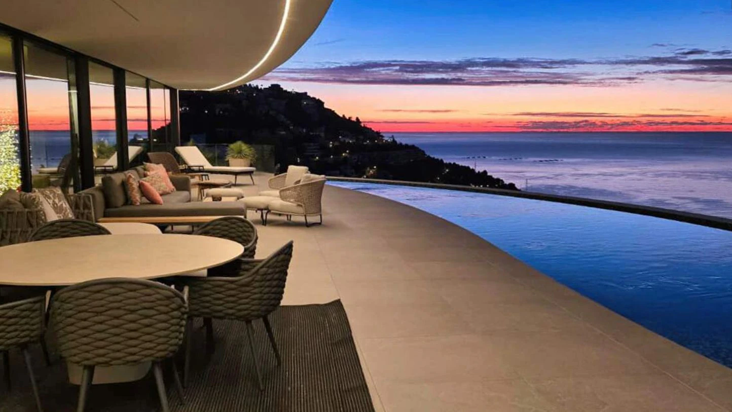 Villa contemporánea de lujo con vistas panorámicas al mar en Altea Sierra