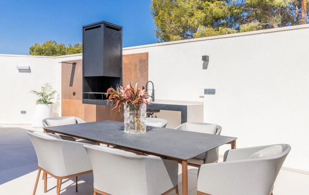 Villa moderna de lujo con vistas al mar en Benidorm