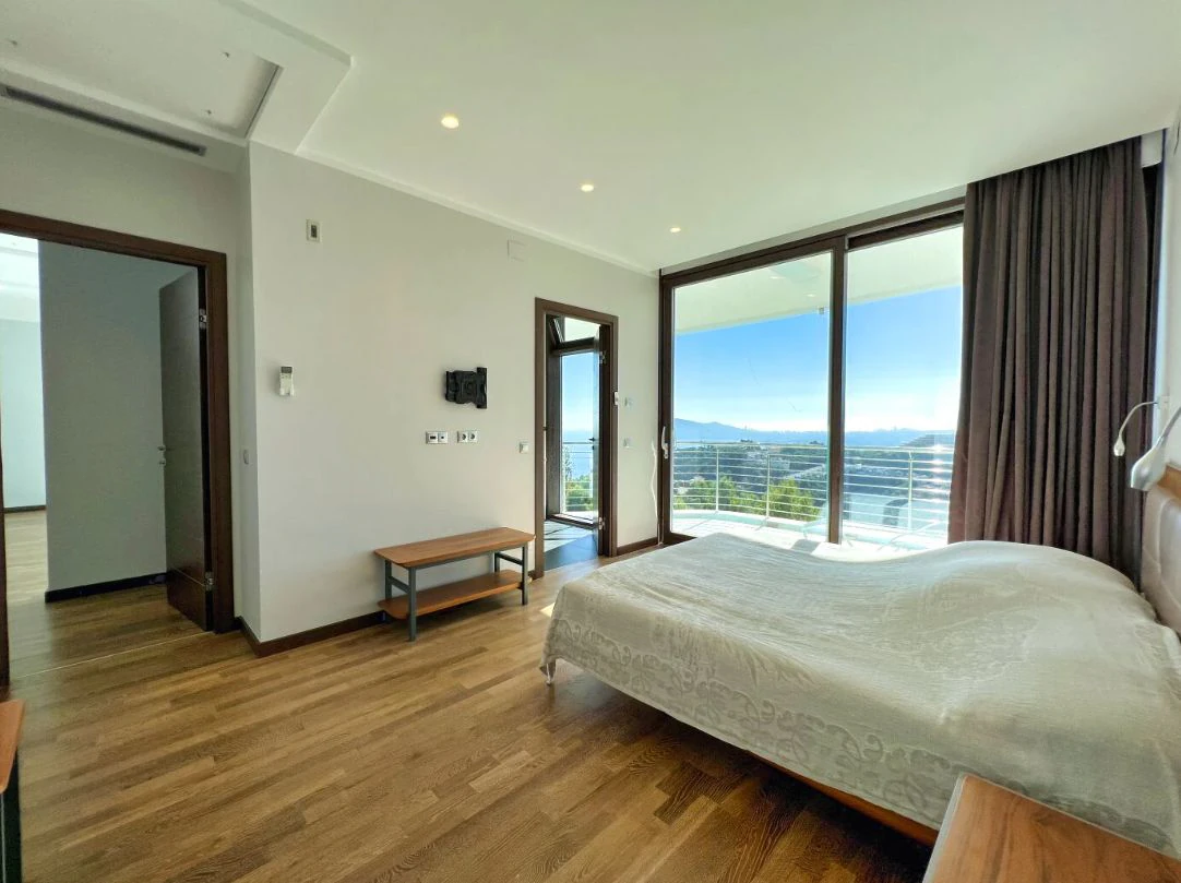 Villa de lujo con vistas panorámicas al mar en Altea Hills