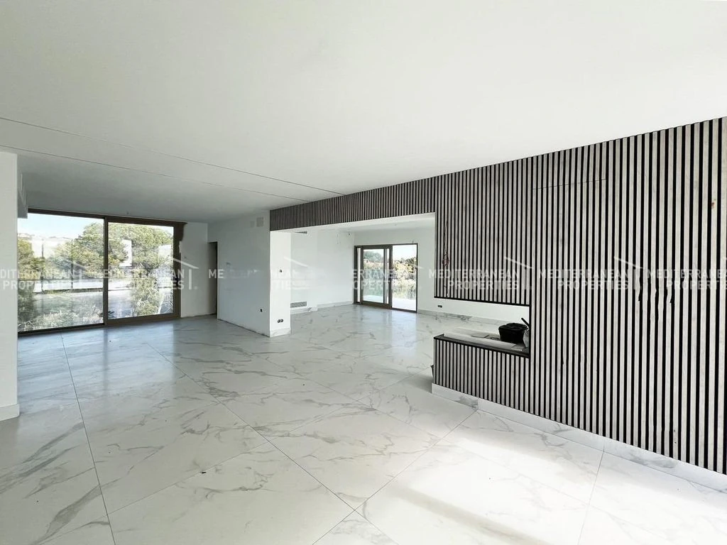 Villa de lujo con en zona tranquila y cerca de servicios Benidorm