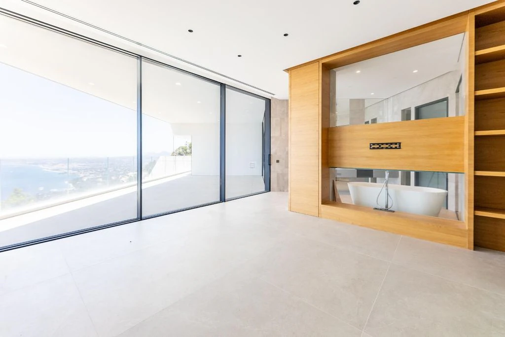 Villa de lujo en Altea Hills con vistas al mar, piscina y zona wellness