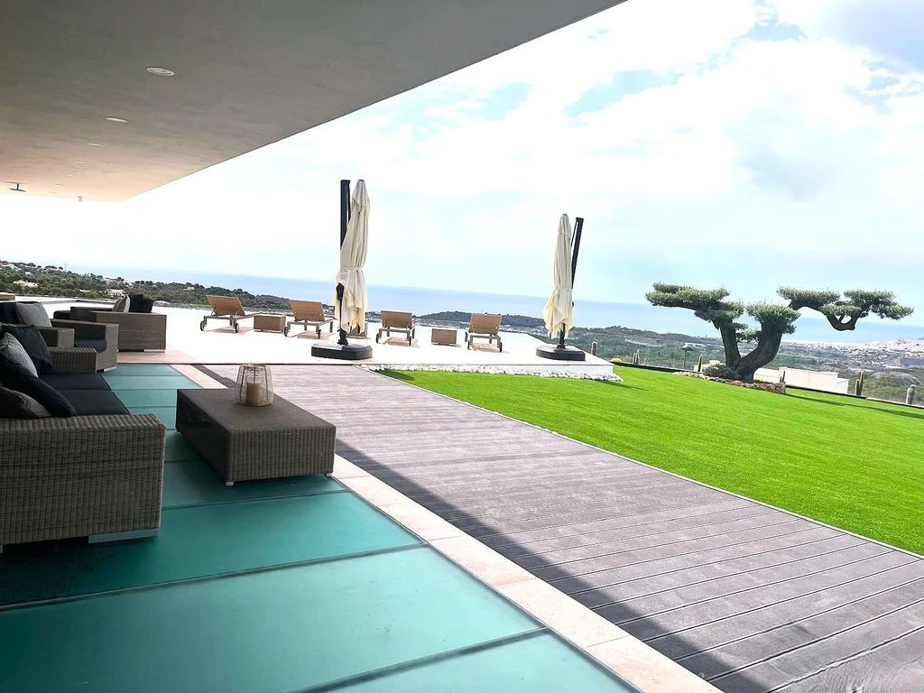 Exclusiva villa de lujo en Sierra Altea con vistas panorámicas al mar y piscina infinita