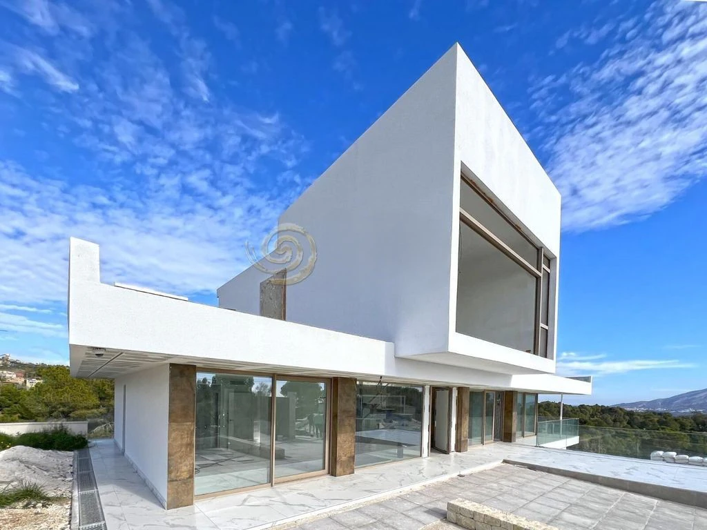 Villa de lujo con en zona tranquila y cerca de servicios Benidorm