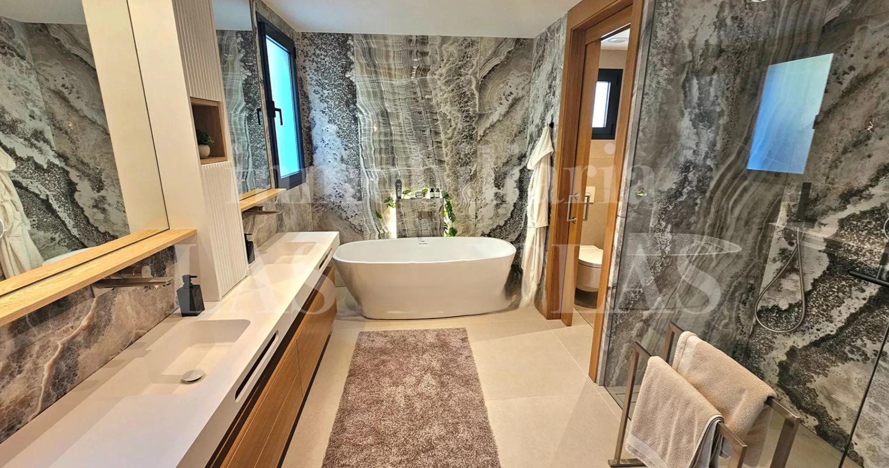 Lujosa villa contemporánea en Altea Hills con vistas al mar y piscina climatizada