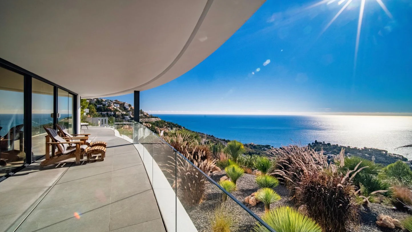 Villa contemporánea de lujo con vistas panorámicas al mar en Altea Sierra
