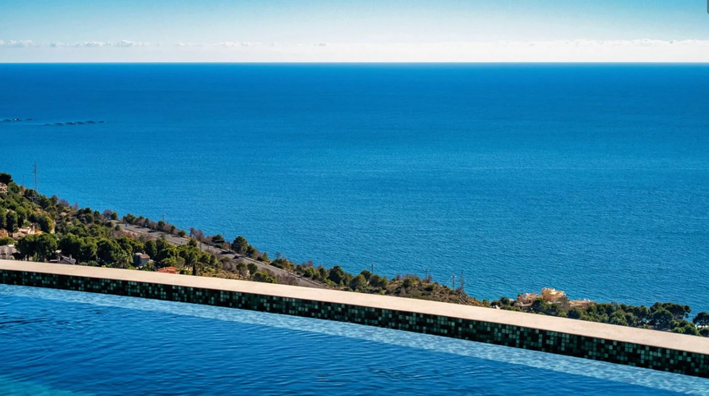 Villa contemporánea de lujo con vistas panorámicas al mar en Altea Sierra