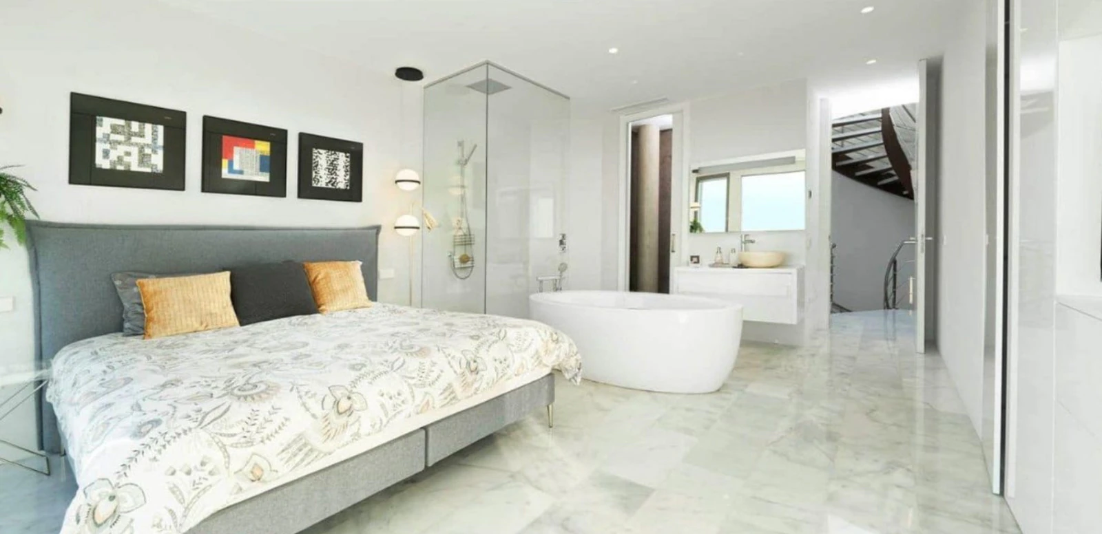 Villa de lujo en Sierra Cortina con piscina privada y vistas cerca de Benidorm