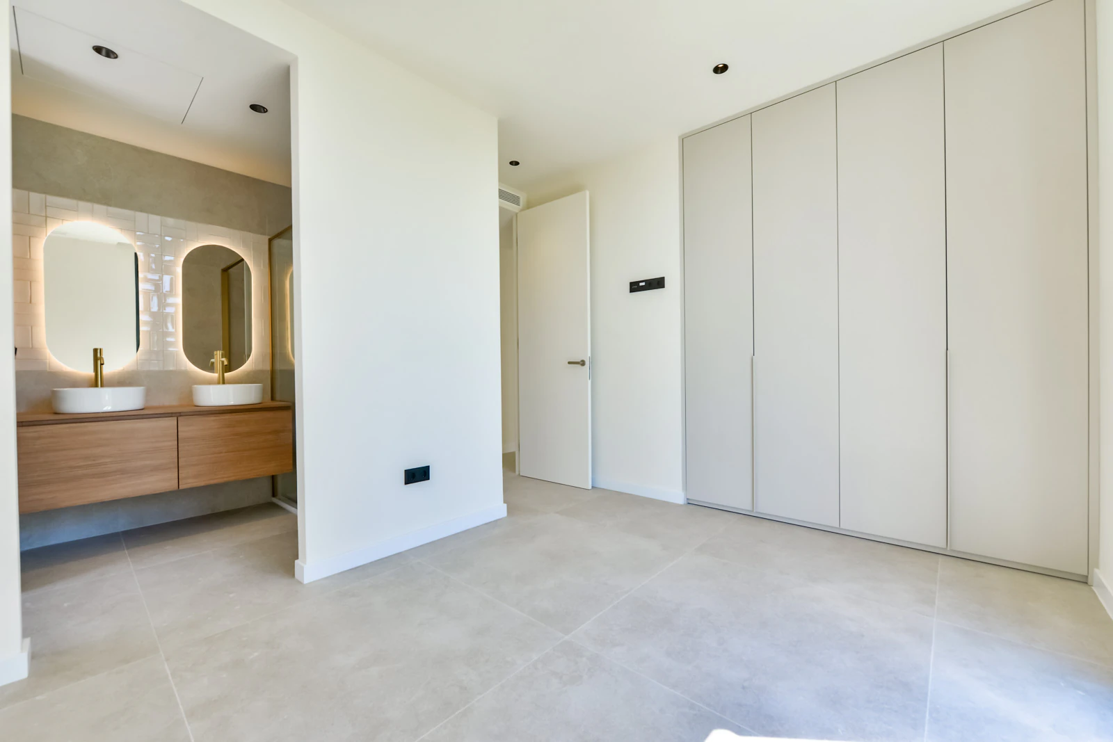 Obra nueva de villa moderna en venta en Finestrat, Sierra Cortina