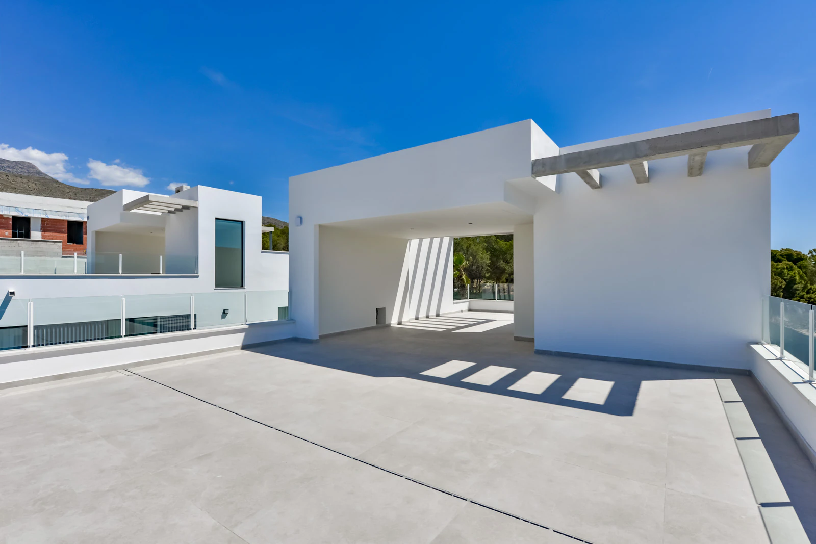 Obra nueva de villa moderna en venta en Finestrat, Sierra Cortina