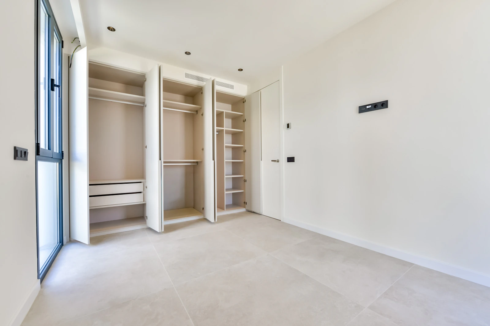 Obra nueva de villa moderna en venta en Finestrat, Sierra Cortina