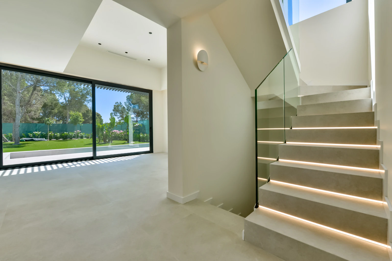 Obra nueva de villa moderna en venta en Finestrat, Sierra Cortina