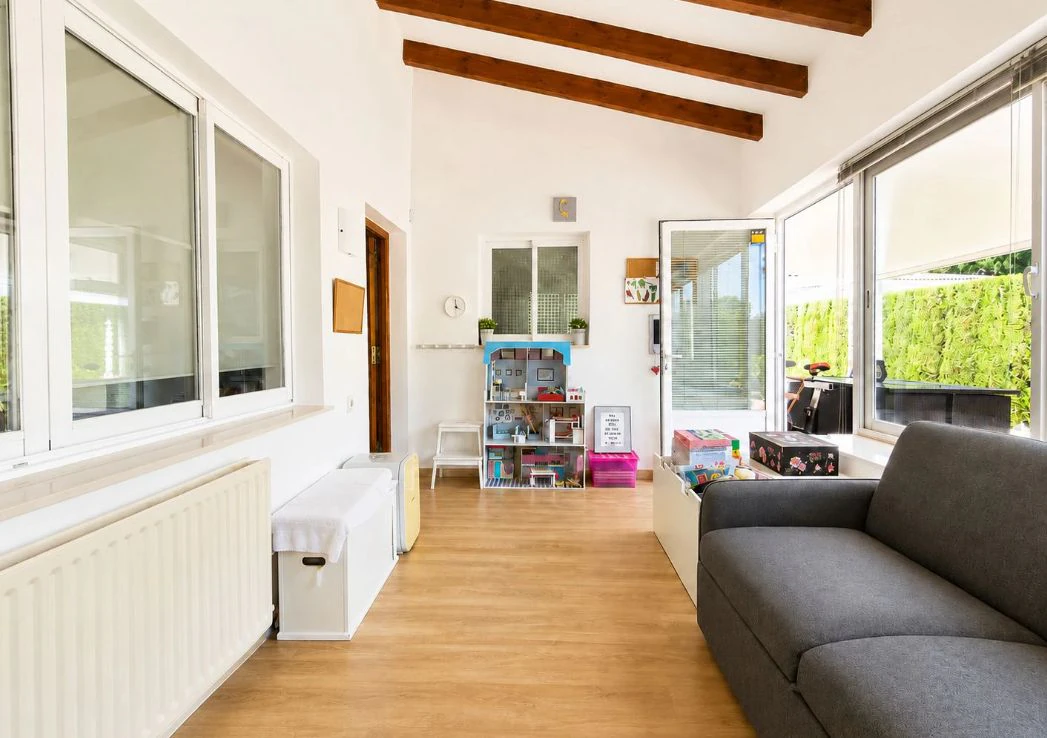 Villa mediterránea reformada en venta en El Montgó, Dénia