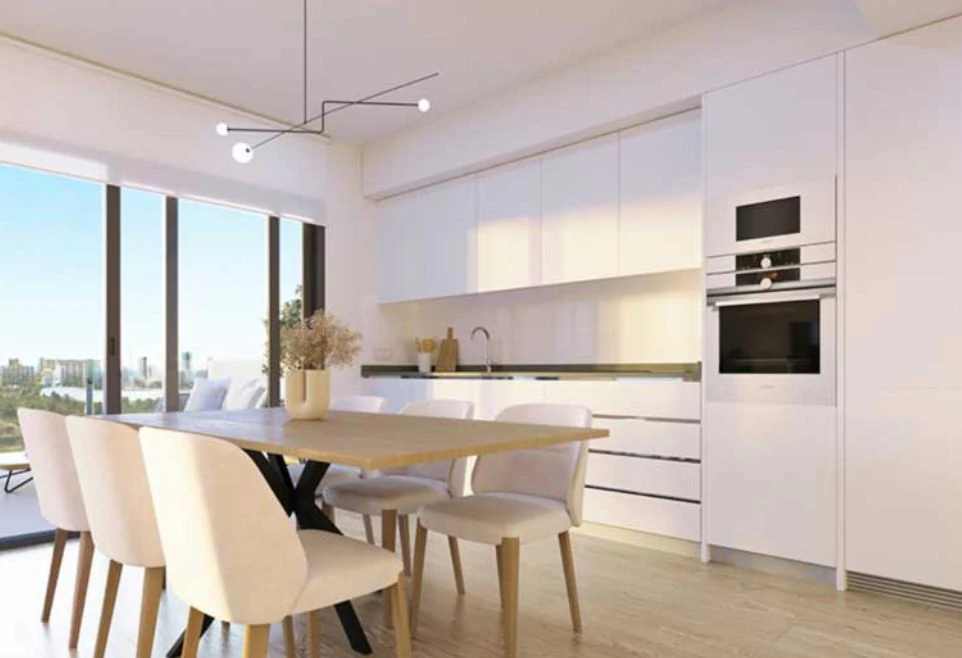 Apartamento en venta en Calpe con 3 dormitorios y piscina