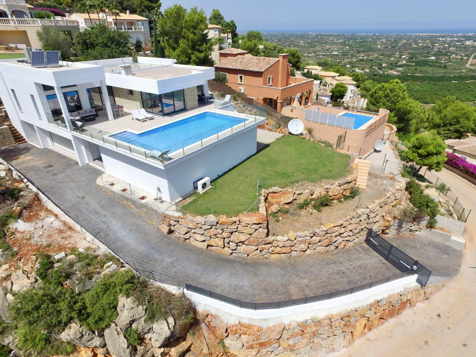 Moderne Mediterrane Villa met Panoramisch Uitzicht op Zee in La Sella