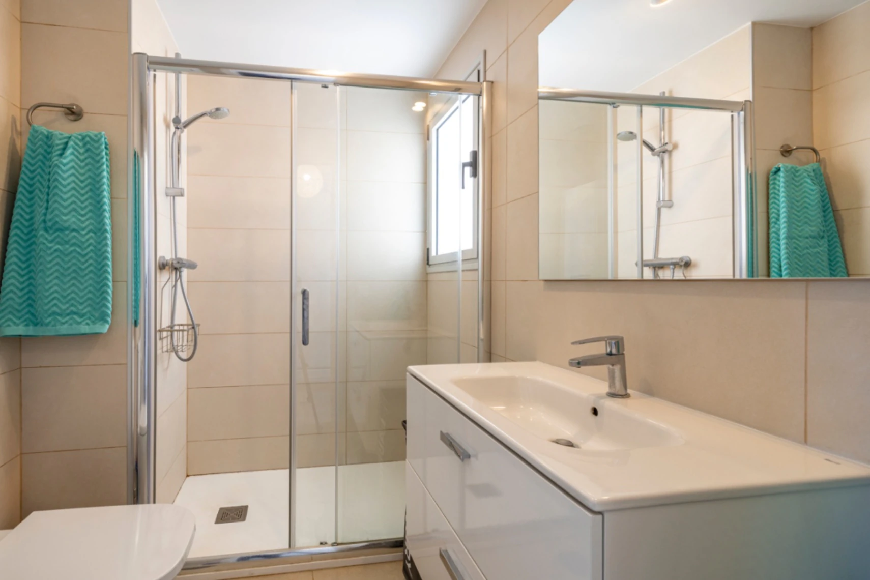 Exclusive penthouse with private solarium and panoramic views at the Dénia Nautical Club