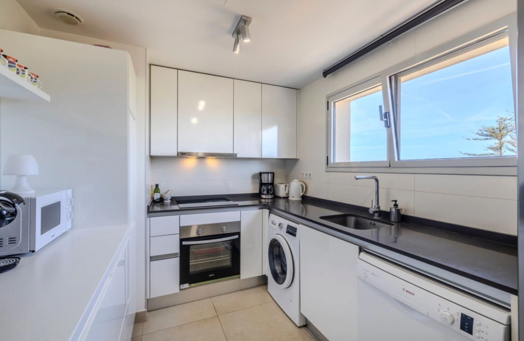 Exclusive penthouse with private solarium and panoramic views at the Dénia Nautical Club