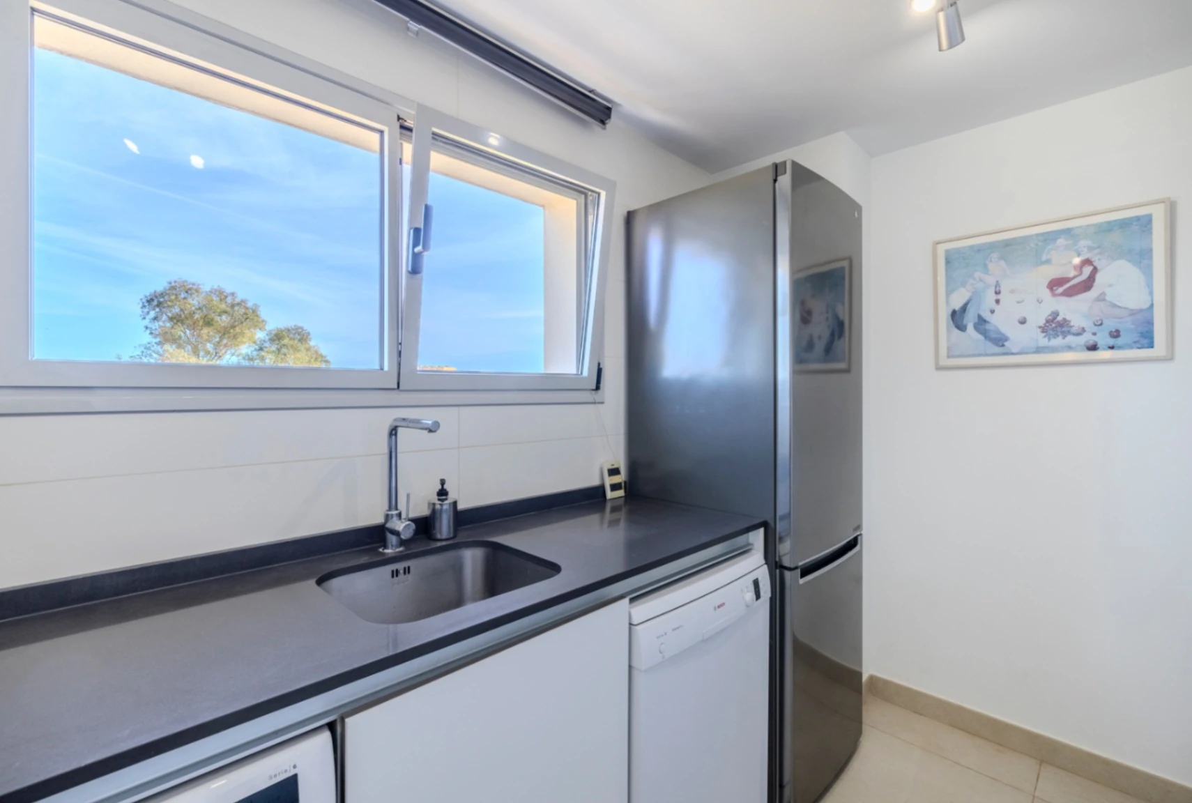 Exclusive penthouse with private solarium and panoramic views at the Dénia Nautical Club