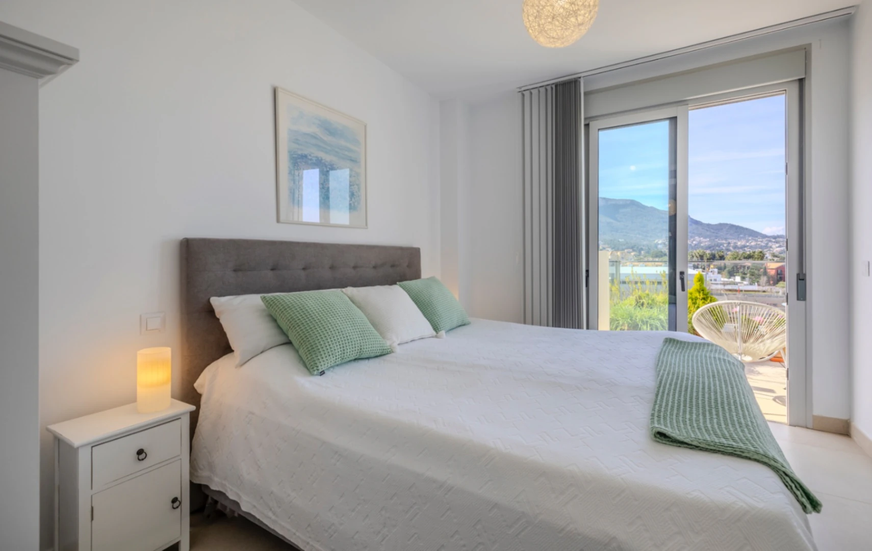 Exclusive penthouse with private solarium and panoramic views at the Dénia Nautical Club