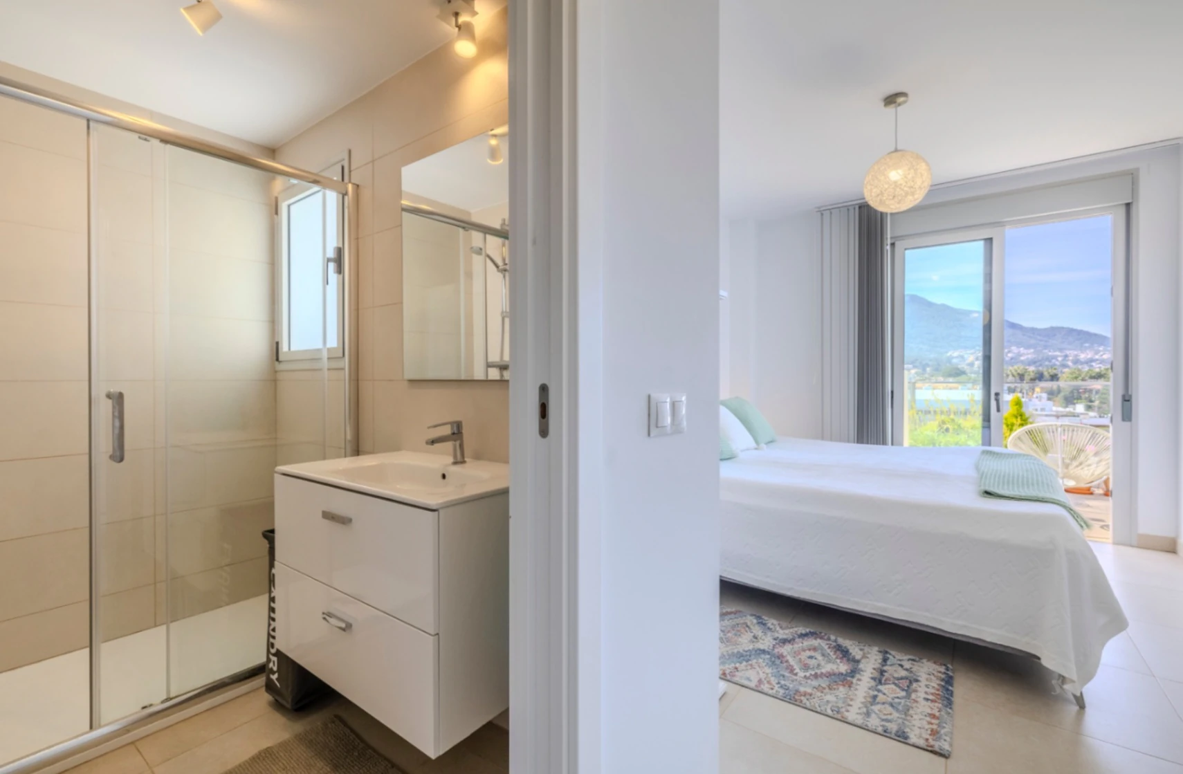 Exclusive penthouse with private solarium and panoramic views at the Dénia Nautical Club