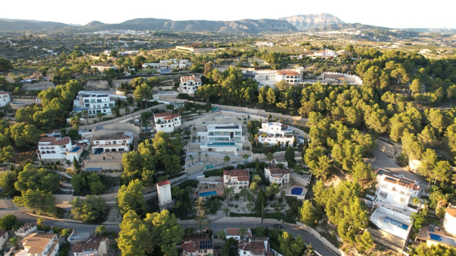 ESPECTACULAR VILLA CON TODO LOS LUJOS CONSTRUIDO Y VENDIDO POR GH COSTA BLANCA