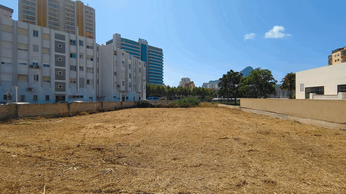 Parcela de Alto Potencial Edificable junto a la Playa La Fossa, Calpe
