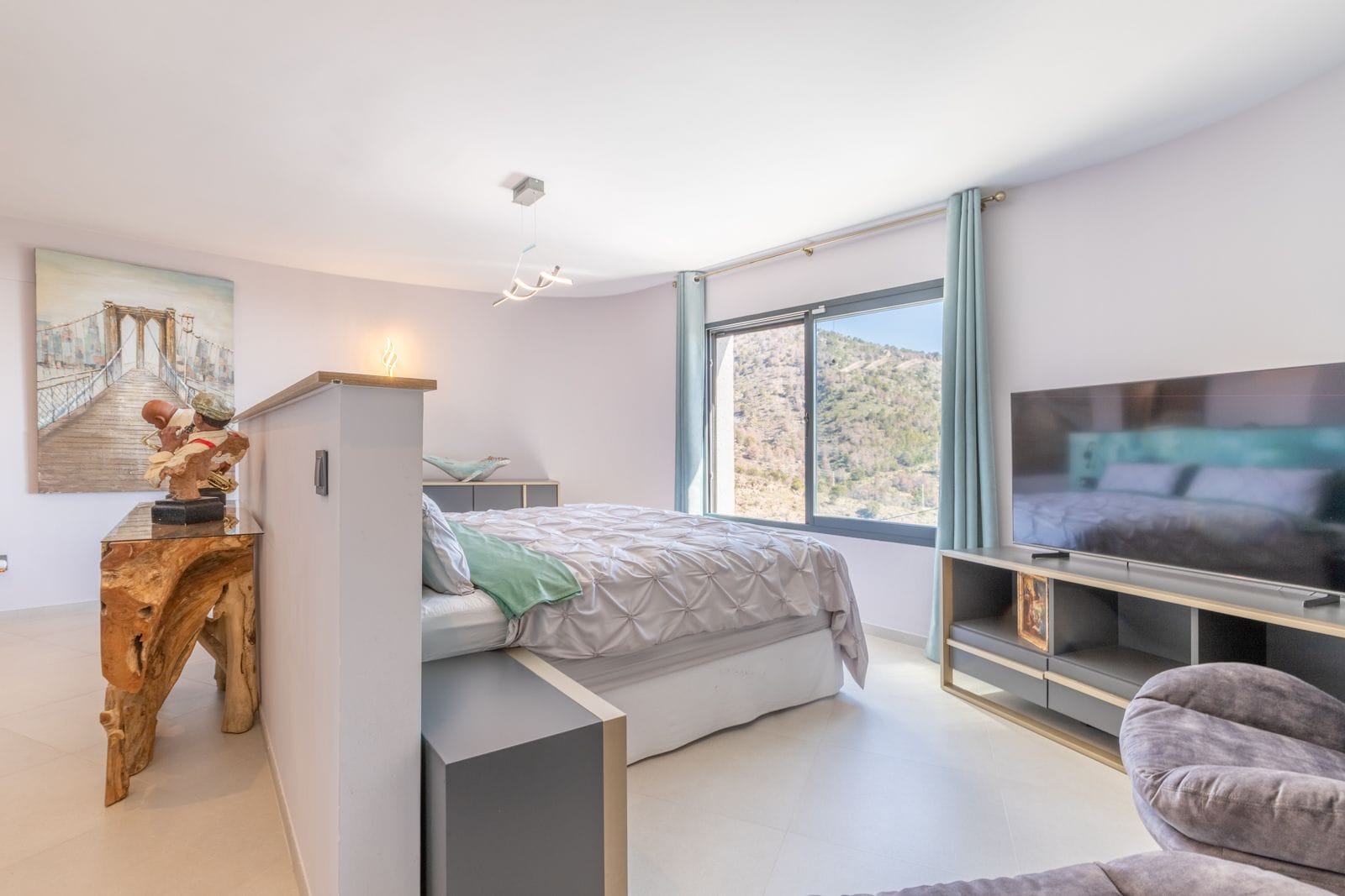 Villa moderna con vistas al mar a la venta en Calpe
