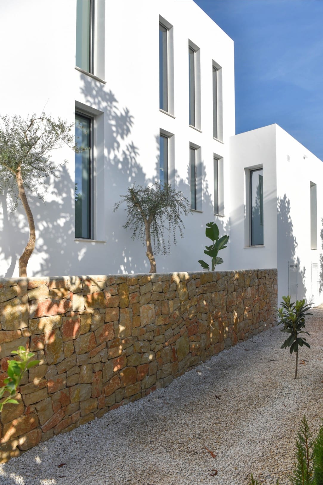 VILLA DE LUJO CON VISTAS AL MAR A POCOS MINUTOS DE LA PLAYA EL PORTET EN MORAIRA.
