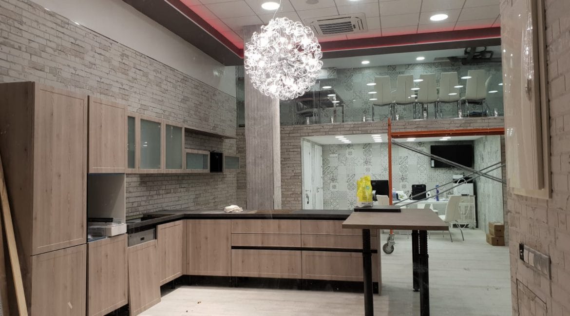 Fantástico local comercial en pleno corazón de Alfaz del Pi.