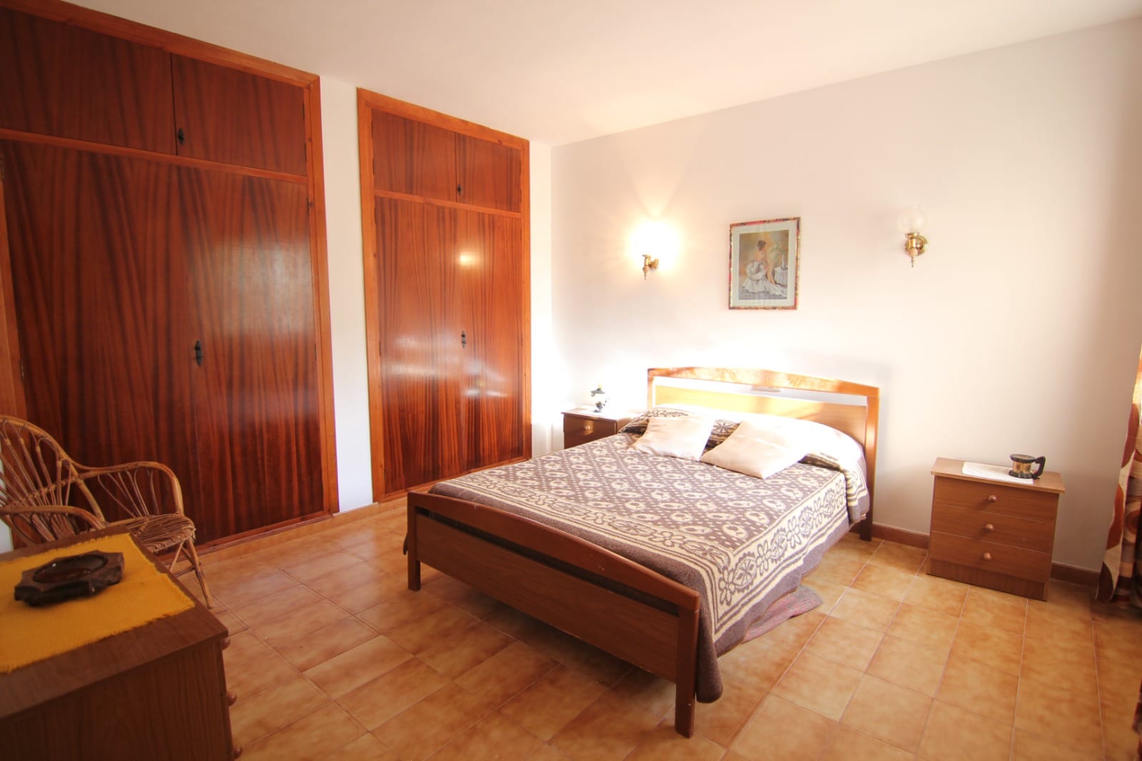 VILLA INDEPENDIENTE EN EL ENCANTADOR PUERTO BLANCO DE CALPE CON VISTAS AL PEÑÓN DE IFACH