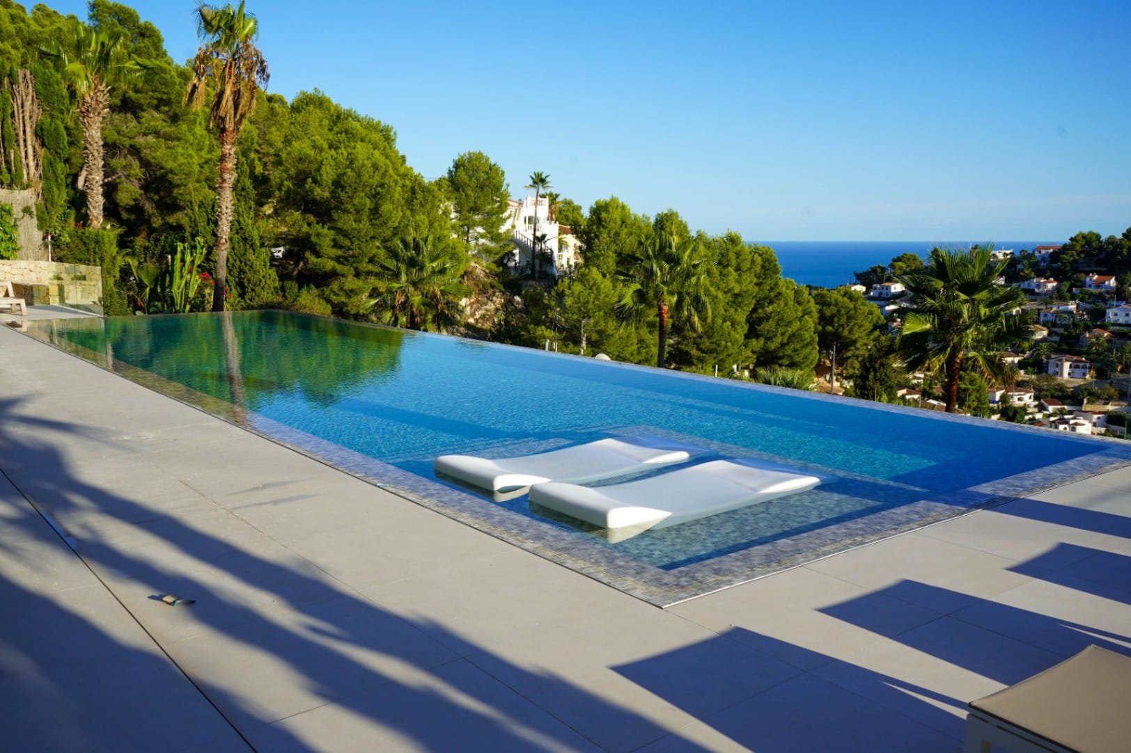 ESPECTACULAR VILLA CON TODO LOS LUJOS CONSTRUIDO Y VENDIDO POR GH COSTA BLANCA