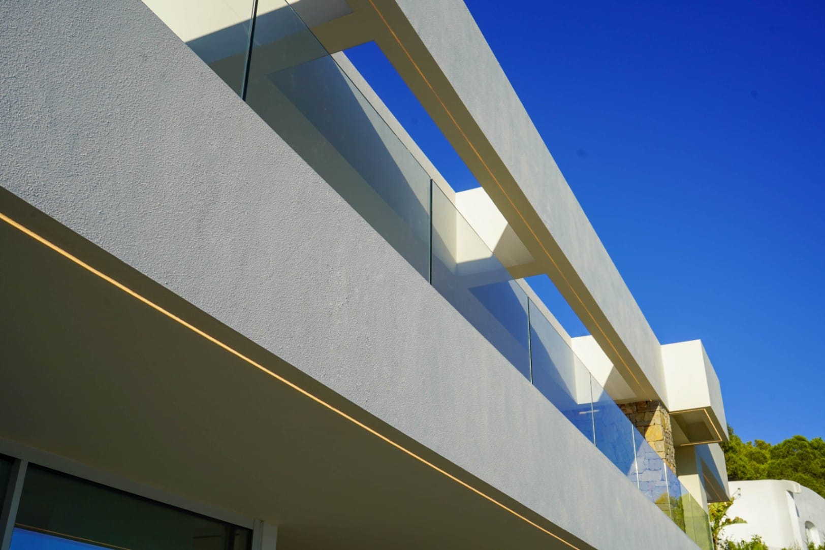 ESPECTACULAR VILLA CON TODO LOS LUJOS CONSTRUIDO Y VENDIDO POR GH COSTA BLANCA