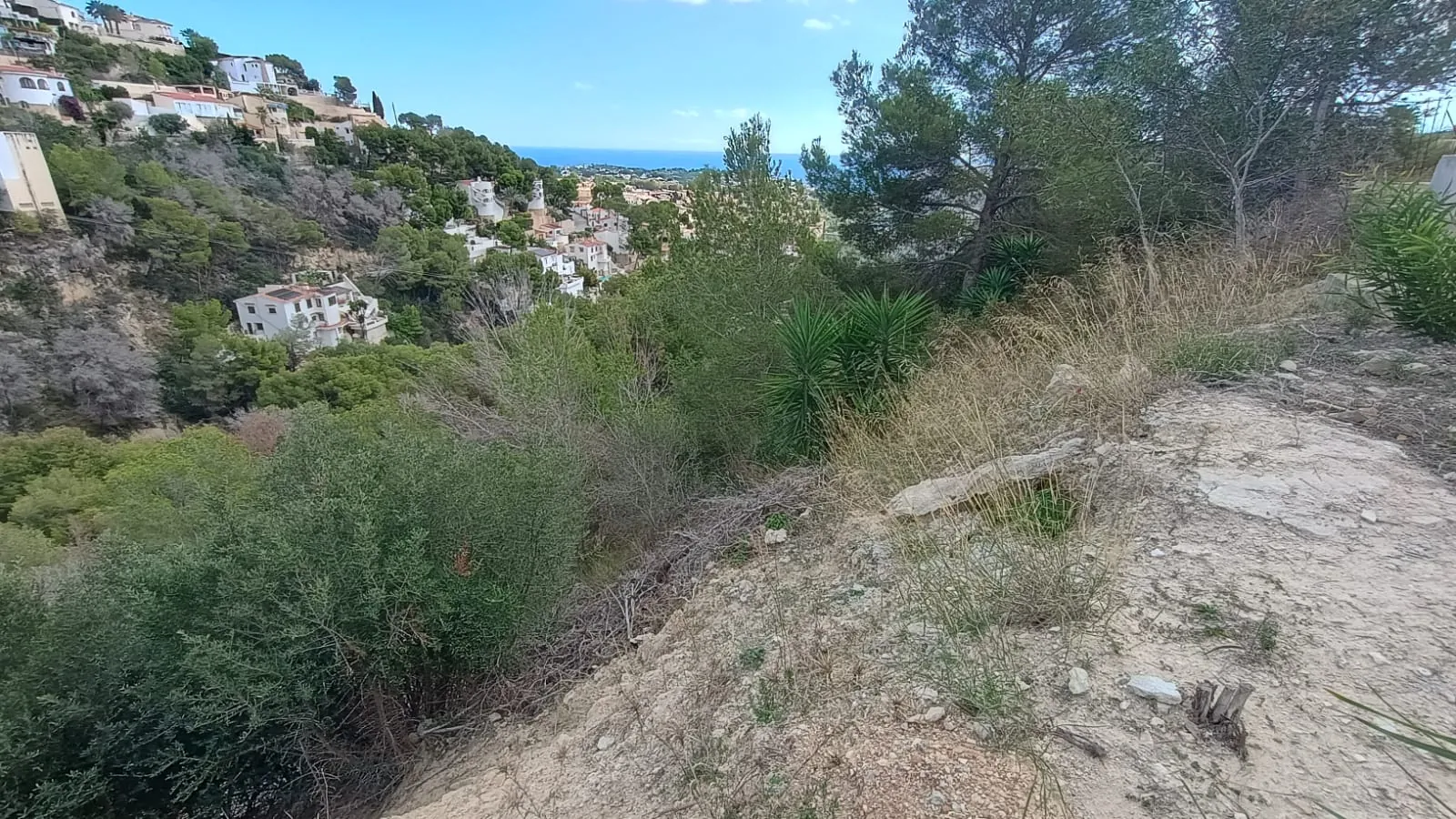 SE VENDE PARCELA CON VISTAS DESPEJADA EN BENISSA
