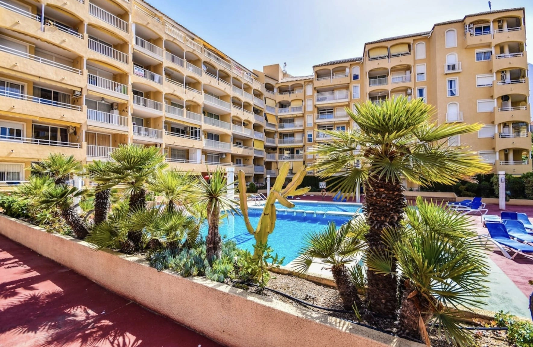 APARTAMENTO CENTRICO A LA VENTA EN CALPE