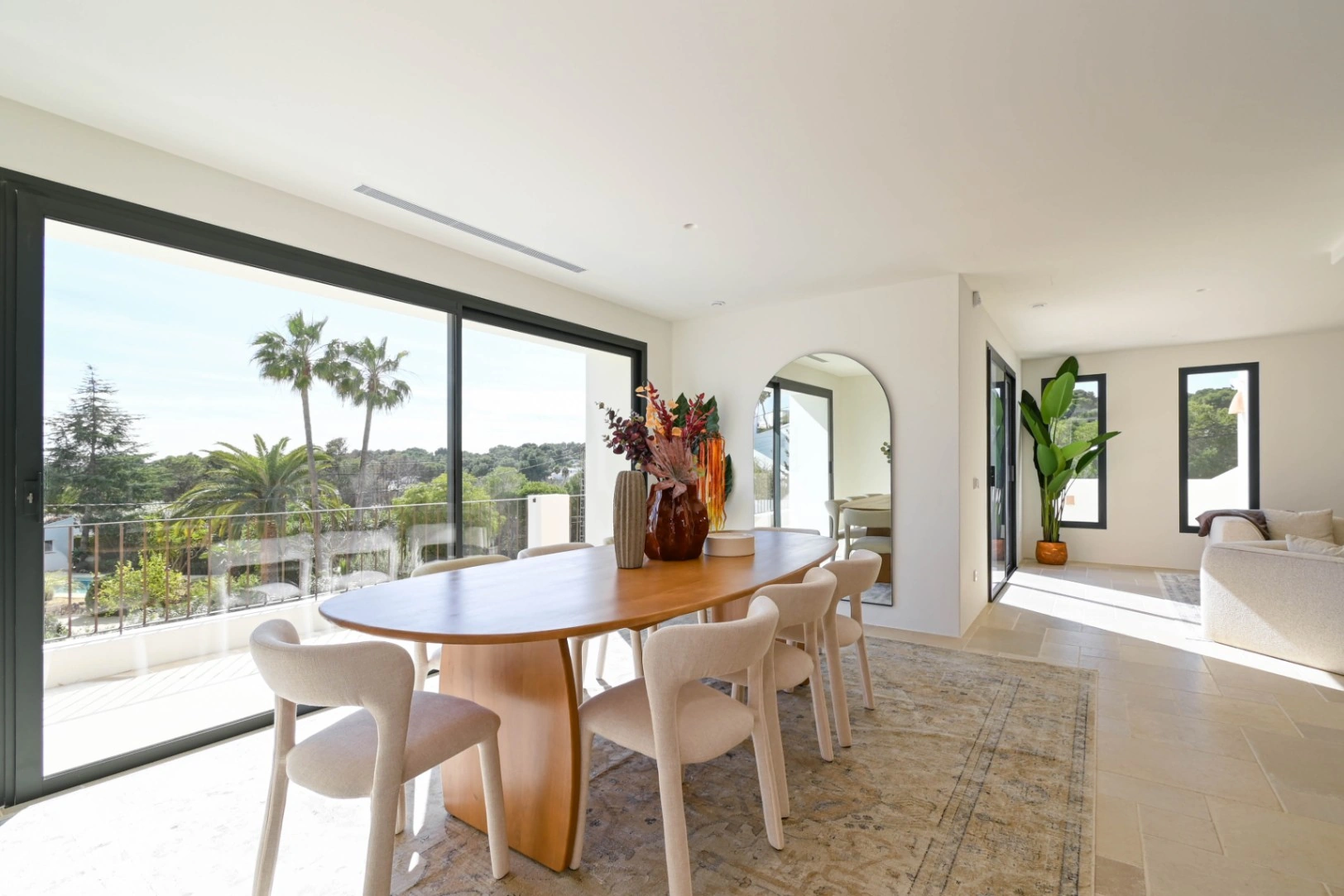 Villa de Obra Nueva de Alta Gama con Características Premium en Ubicación Privilegiada en Moraira