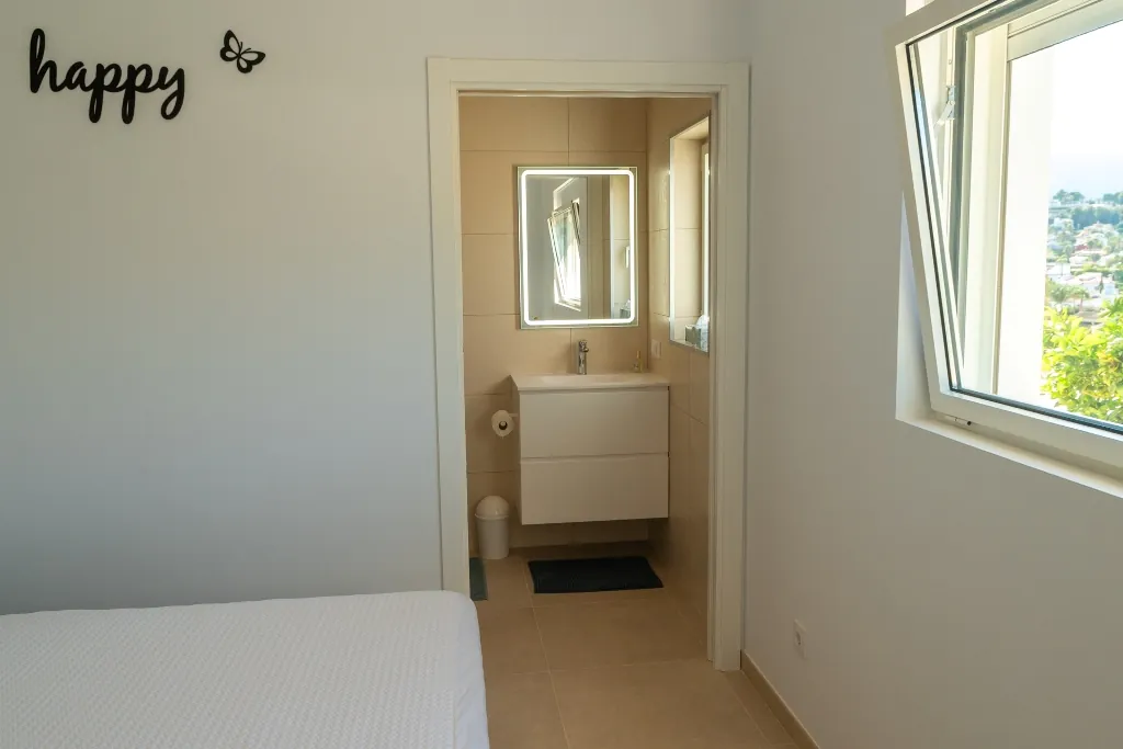 Villa premium en Calpe: arquitectura moderna, vistas al mar y lujo