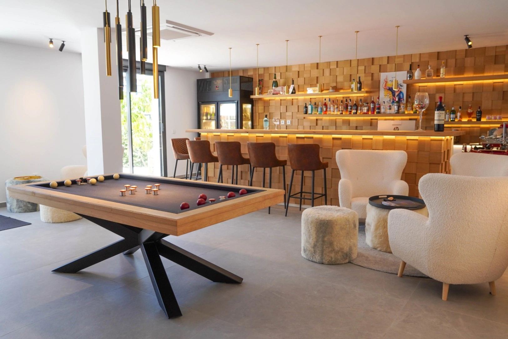 VILLA DE LUJO CON VISTAS AL MAR EN UNA PRESTIGIOSA URBANIZACIÓN DE BENISSA, EN LA COSTA BLANCA