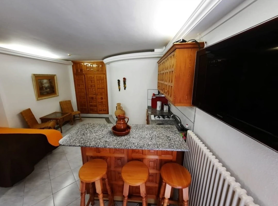 Impresionante Villa en Venta en Benissa Costa con 5 Viviendas Independientes – ¡Una Gran Oportunidad!