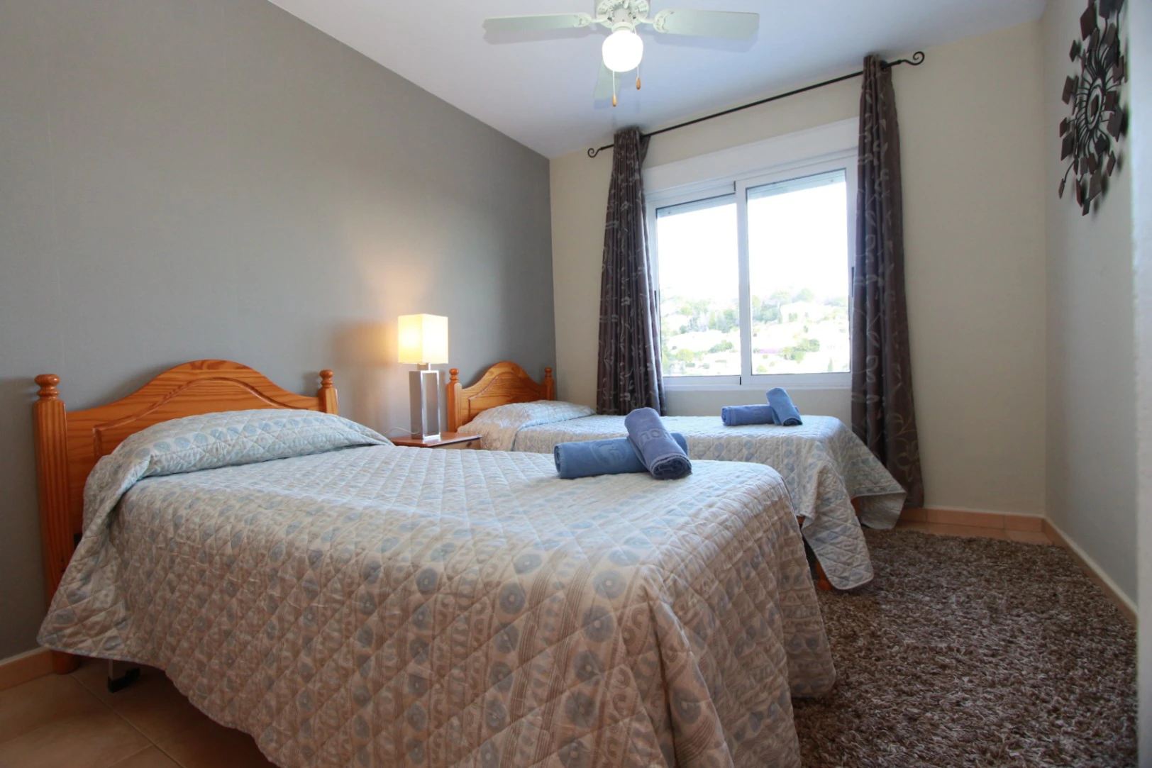 Villa en venta con vistas al mar, 4 dormitorios y piscina privada en Benissa