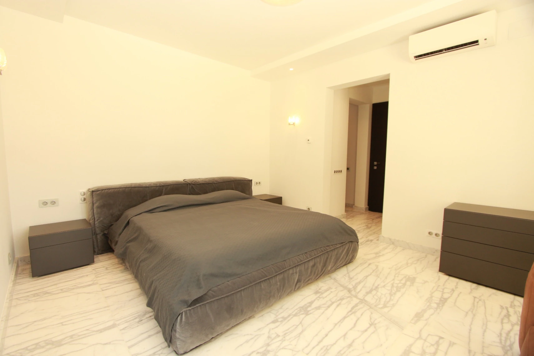 Exclusiva Villa Mediterránea con Vistas al Mar a Solo Un Paso de la Playa en Moraira